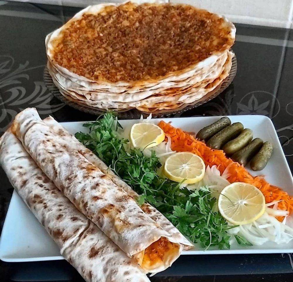 lahmacun (instagram.com/mukemmel_sofra)