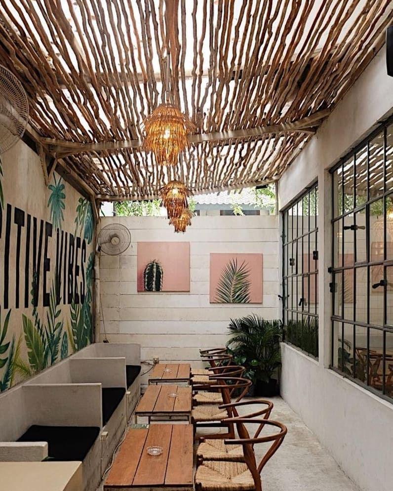 Happiness Kitchen & Coffee (instagram.com/happinesskc)