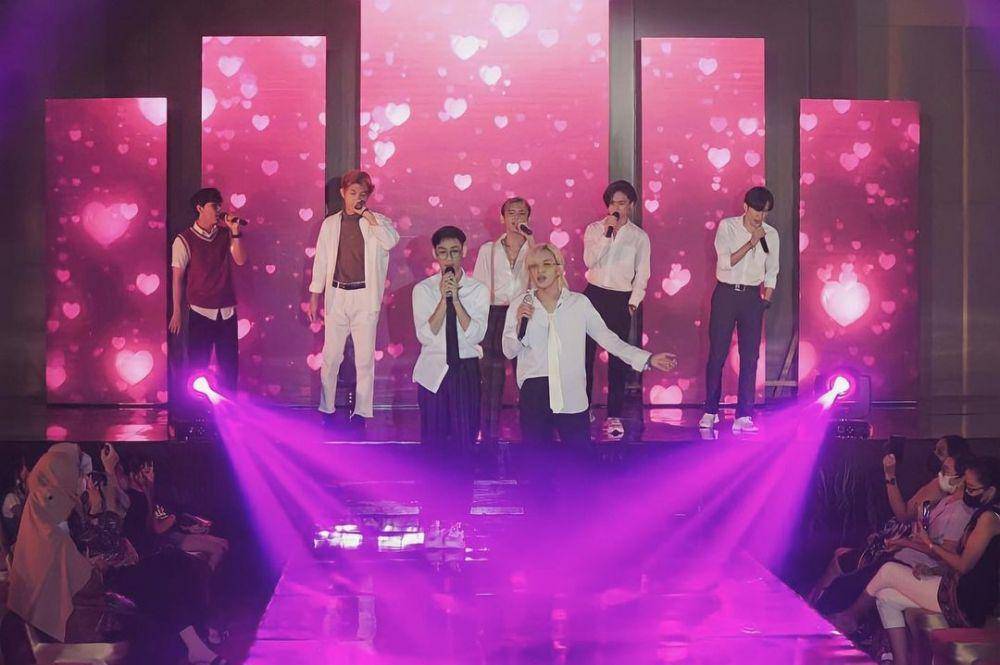 boy group 8teen (instagram.com/8teen_indonesia/)