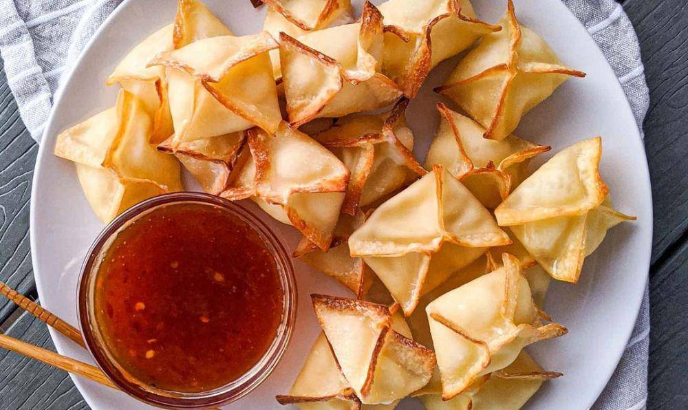 crab rangoon (instagram.com/dwardcooks)