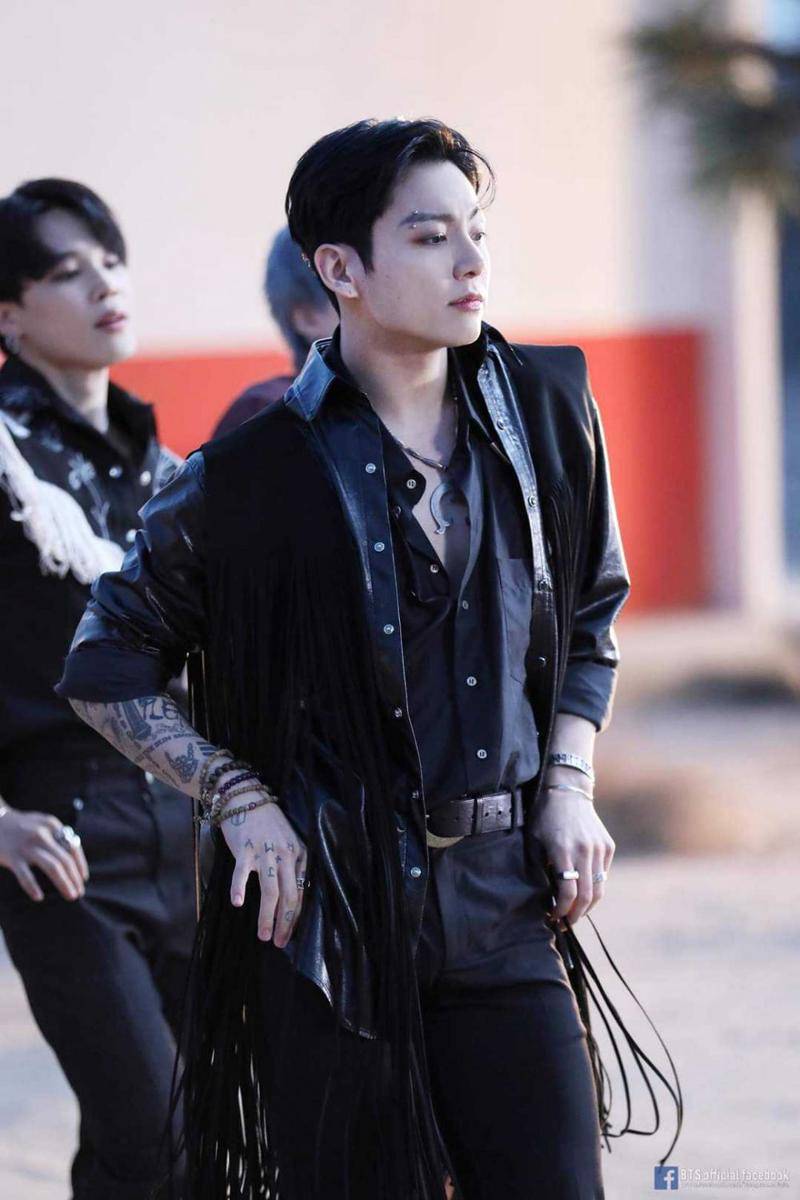 Jungkook BTS (facebook.com/bangtan.official)