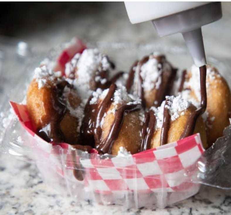 deep fried oreo (instagram.com/love_gurlies)
