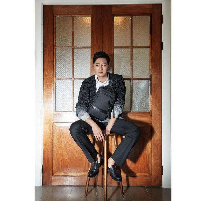 So Ji Sub (instagram.com/51k_official)