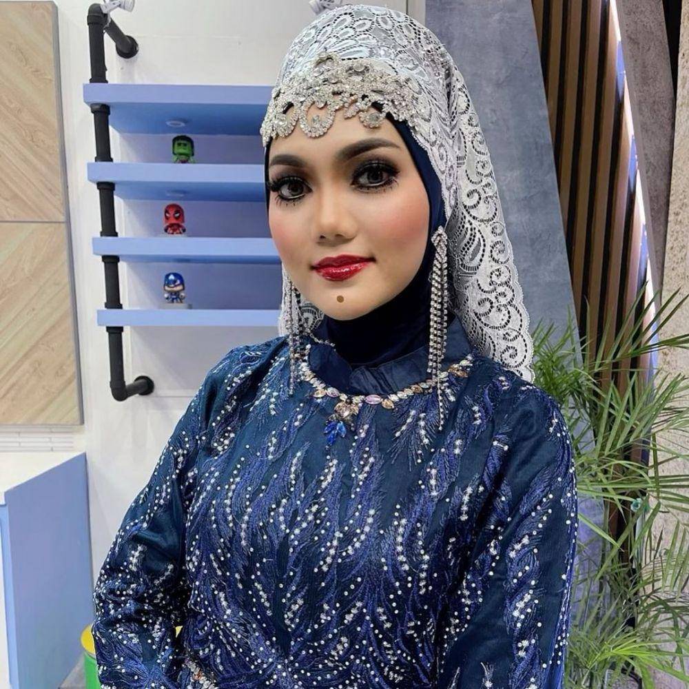 potret Rina Nose (instagram.com/rinanose16)