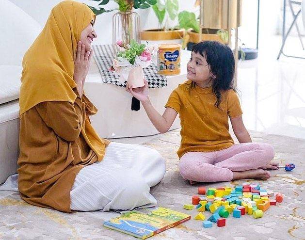 potret Shireen Sungkar dan buah hati (instagram.com/shireensungkar)