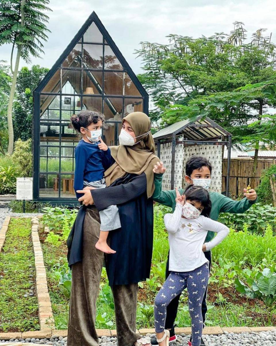 potret Shireen Sungkar dan buah hati (instagram.com/shireensungkar)