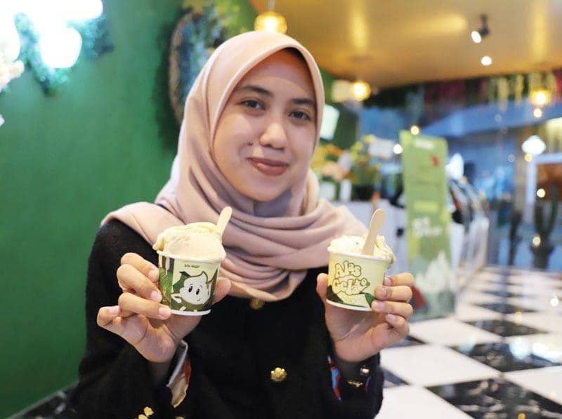 Pengunjung menikmati Gelato di Alas Trawas. Dok. Istimewa.