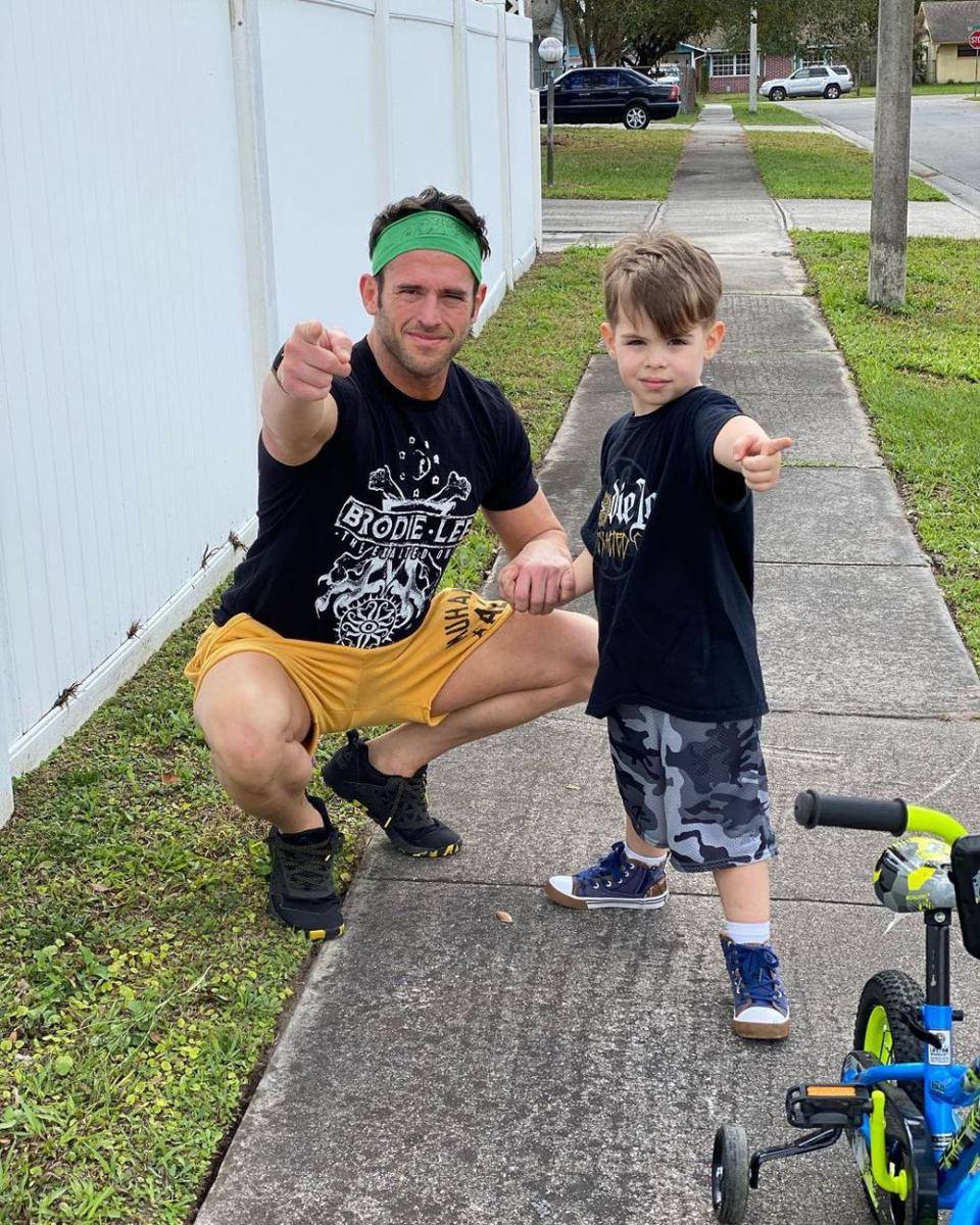 Roderick Strong, Troy Veniamin Lindsey (instagram.com/roderickstrong)