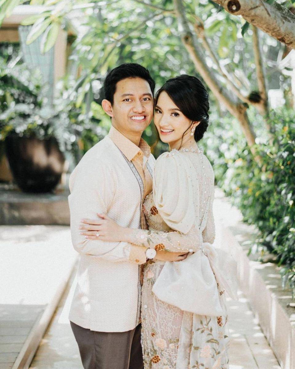 Lamaran Belva Devara dan Sabrina Anggraini. (terralogical via Instagram.com/belvadevara)