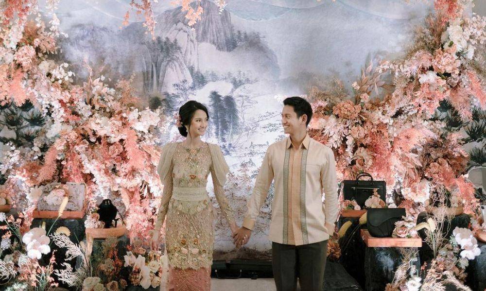 Lamaran Belva Devara dan Sabrina Anggraini. (Instagram.com/dsrdbride)