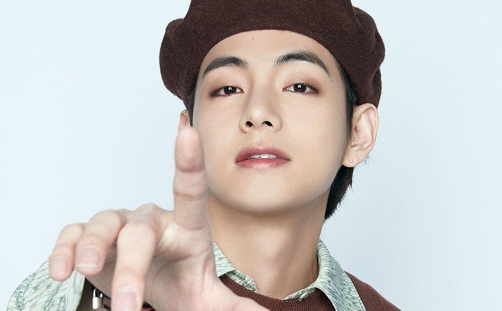 V BTS (instagram.com/bts_bighitofficial)