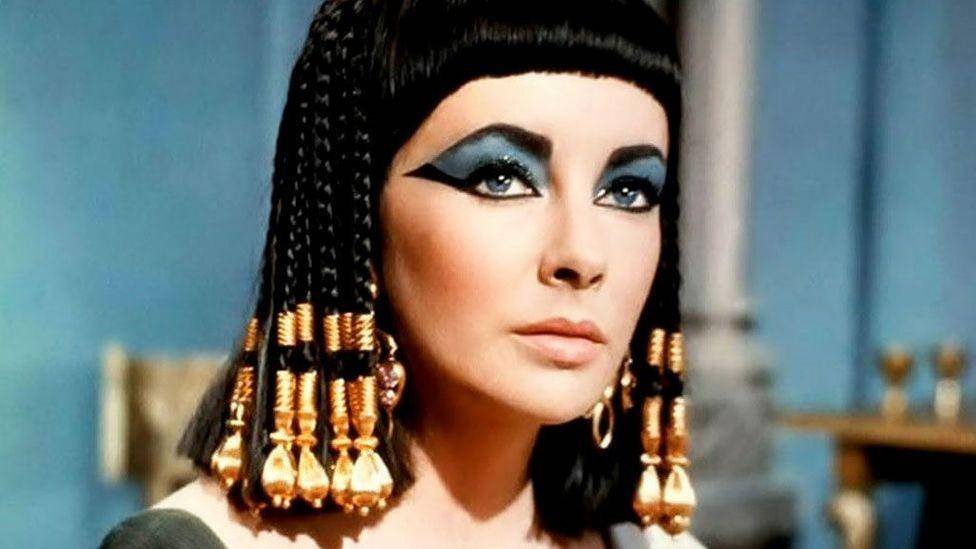 ilustrasi make up Firaun (bbc.com)