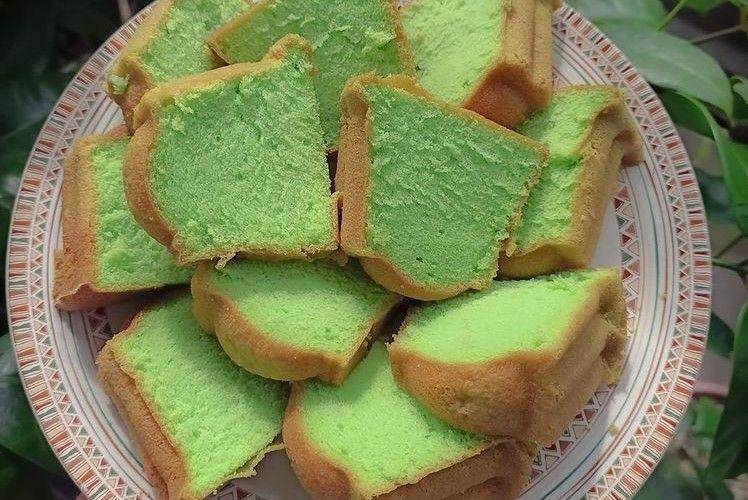 bolu pandan panggang (instagram.com/dapur_mak_gembrot)