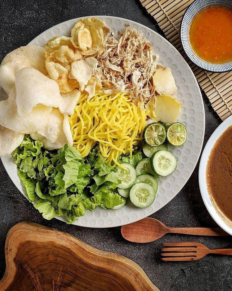 Rujak juhi jakarta (Instagram.com/bubueataway)