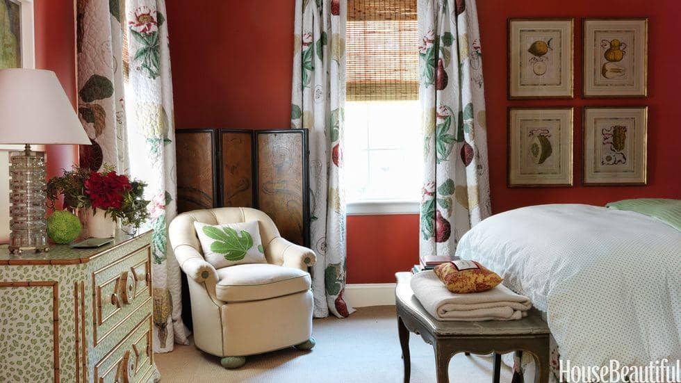Desain Kamar Bernuansa Merah (housebeautiful.com)