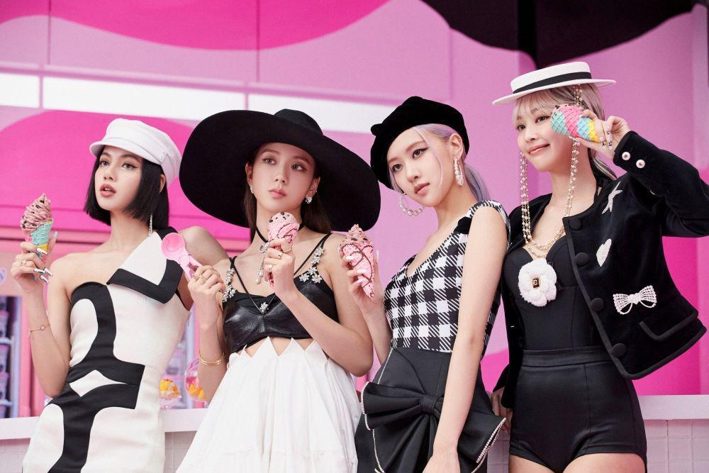 [QUIZ] Berdasarkan Kado Pilihanmu, Kami Tahu Member BLACKPINK yang Bakal Temani Natalmu