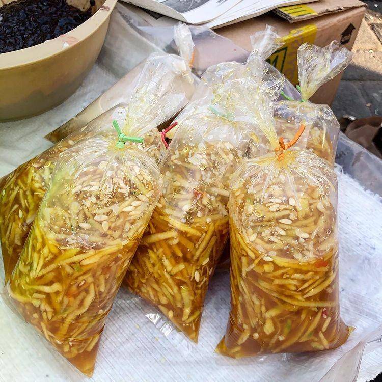 Rujak gobet (Instagram.com/kulinergresik)