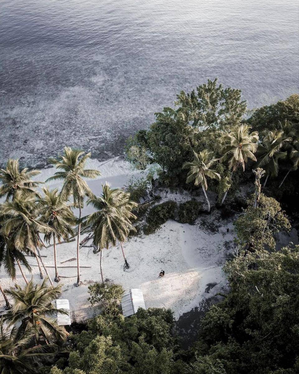 potret Pantai Anggopi (instagram.com/bayumartdiansah)