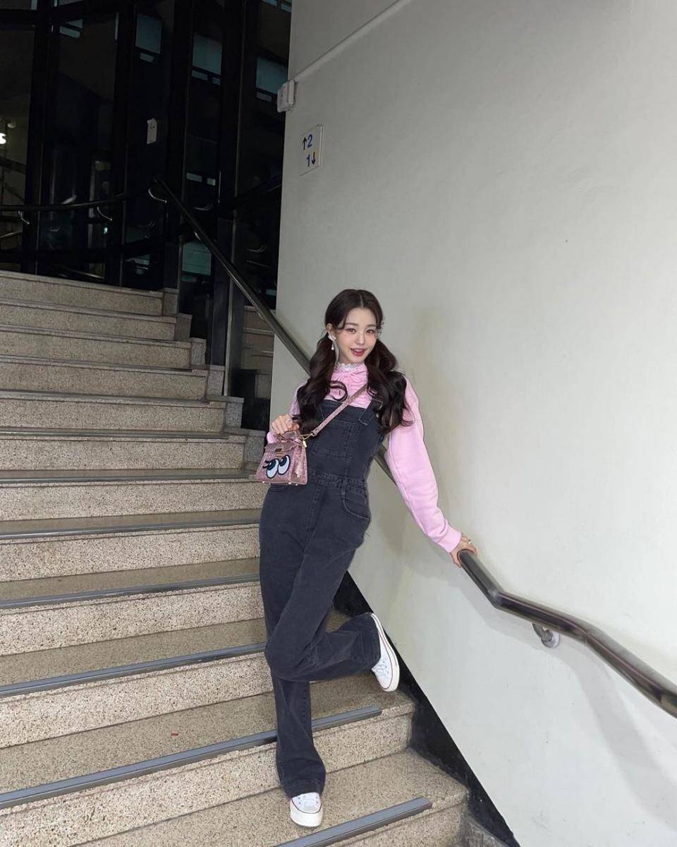 Wonyoung IVE (instagram.com/for_everyoung10)