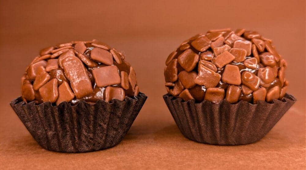 ilustrasi ovomaltine brigadeiro (unsplash.com/Ediglecio Lêla)