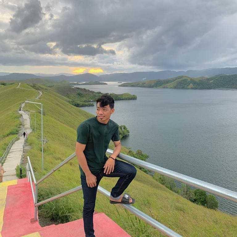 danau sentani (instagram.com/mawanddermawan_)