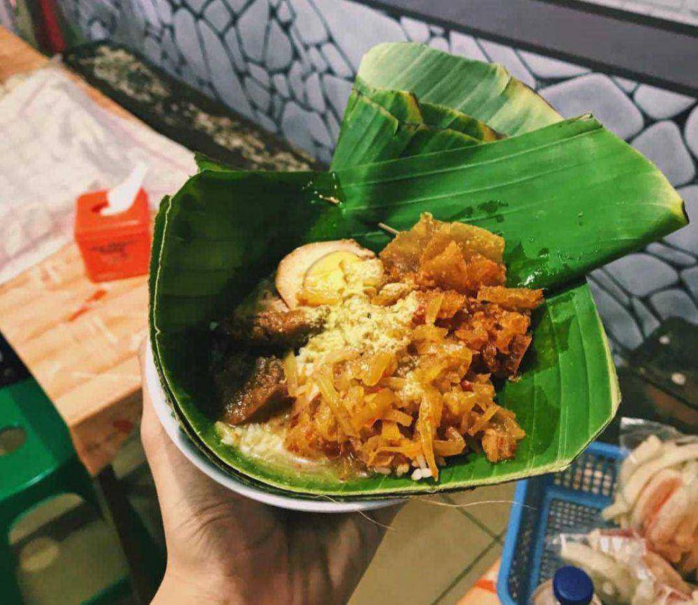 nasi ayam Bu Wido (instagram.com/omndutsukamakan)