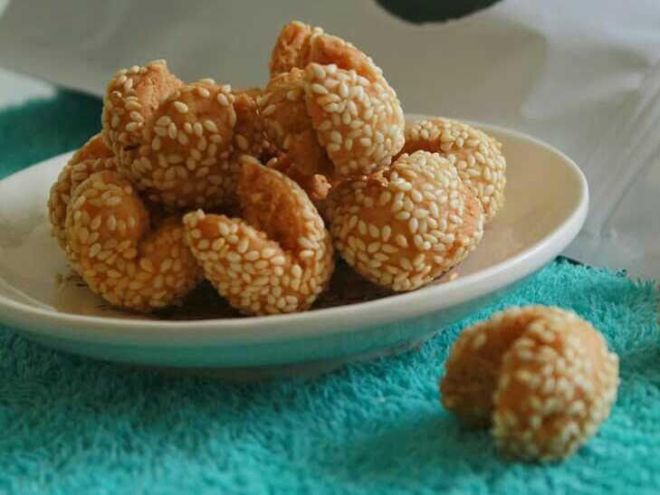 Resep Onde-onde Ketawa, Hasilnya Mekar dan Renyah Sempurna