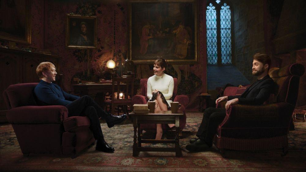 Bakal Reunian, 10 Potret Lawas Kedekatan Trio Pemain Harry Potter