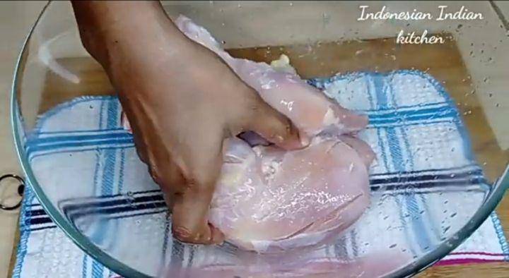 ilustrasi marinasi ayam (youtube.com/dapur mak Leni)