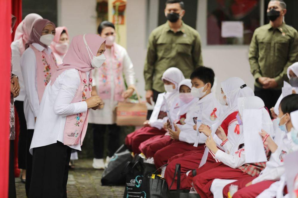 Atalia Kamil Dampingi Istri Presiden dan Wapres Tinjau Vaksinasi Anak di Bandung