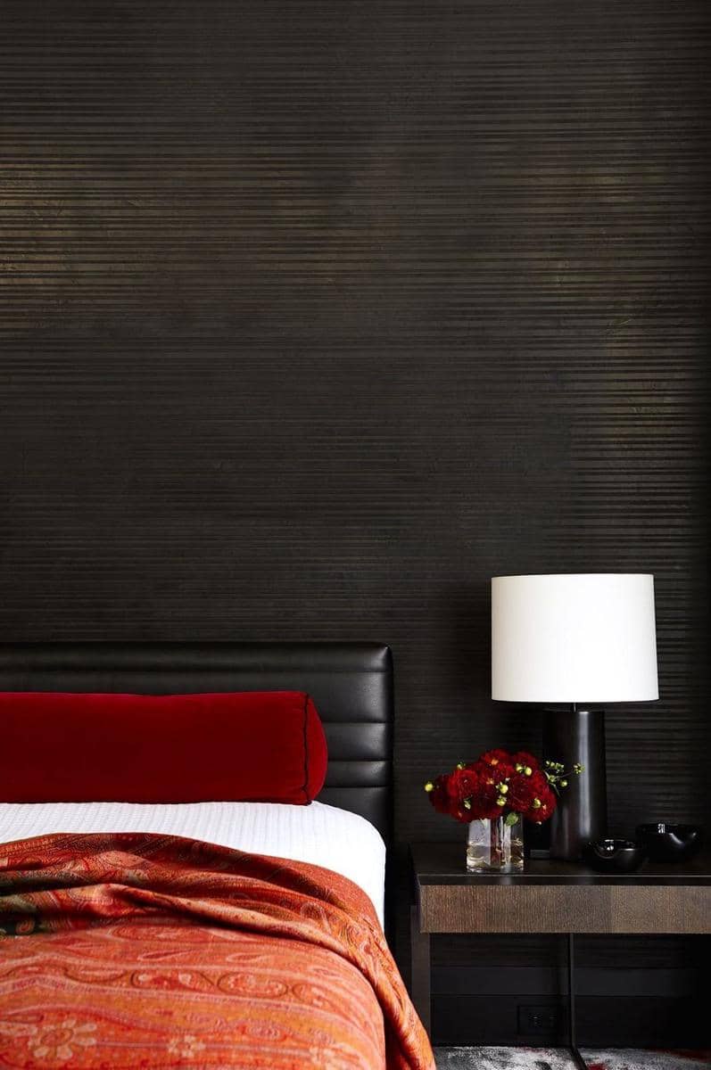 Desain Kamar Bernuansa Merah (elledecor.com)
