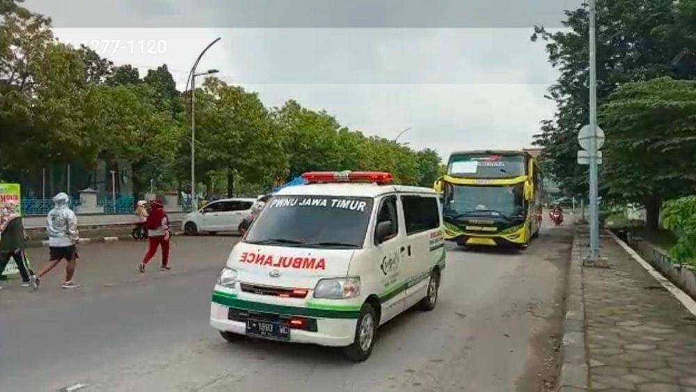 Para delegasi anggota NU Jatim diberangkatkan ke Muktamar NU ke-34 di Lampung. Dok. Pengurus LKK NU Jatim.