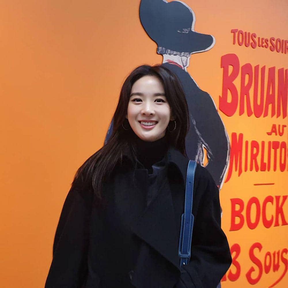 Lee Chung Ah (instagram.com/leechungah)