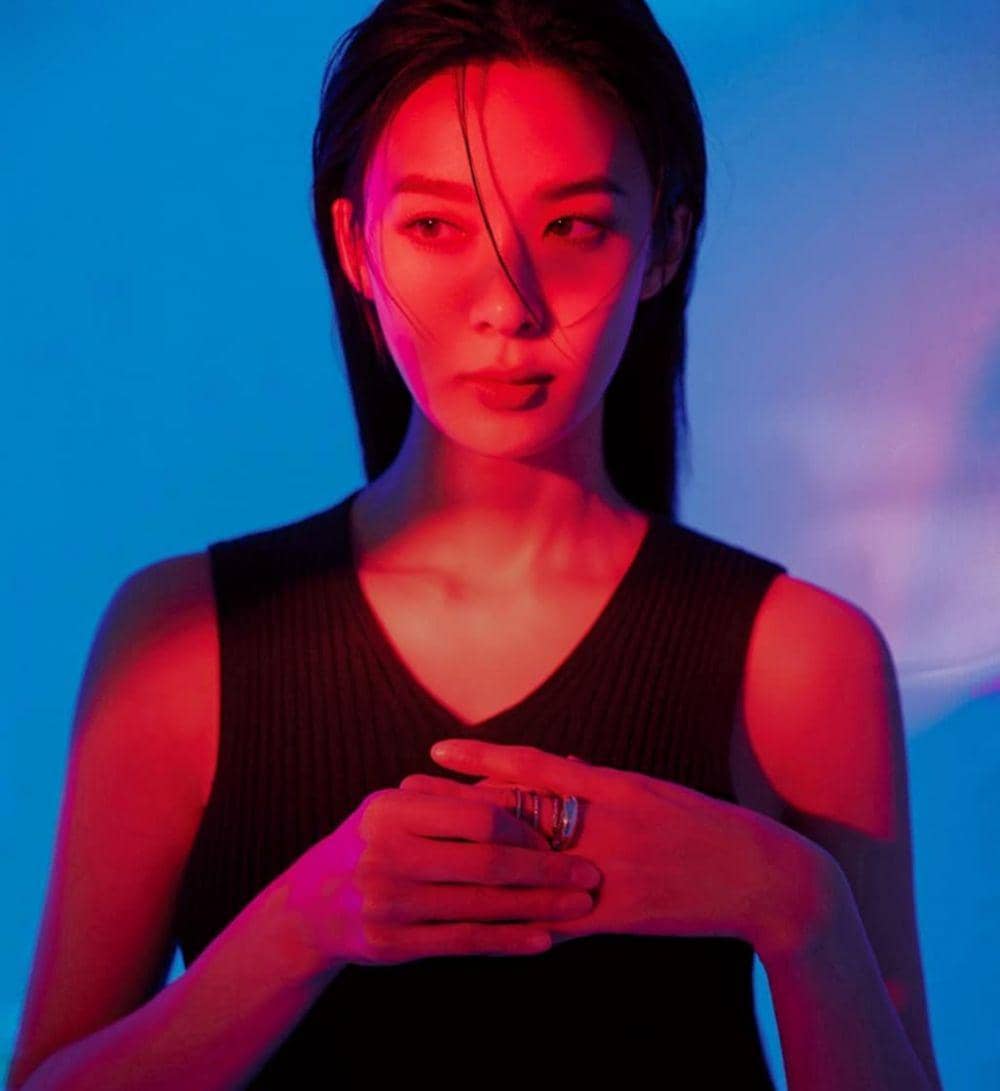 Lee Chung Ah (instagram.com/leechungah)