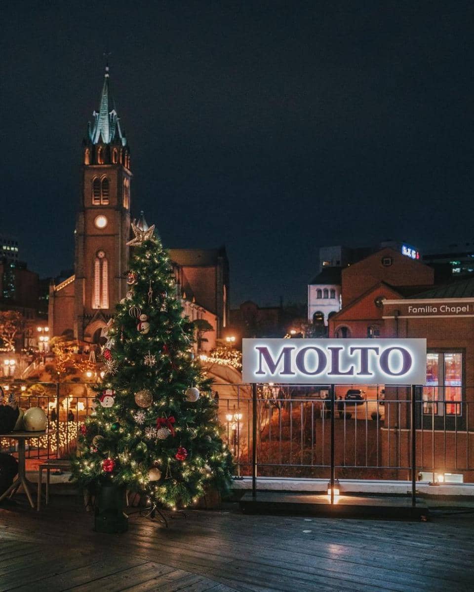 Gereja Myeongdong (instagram.com/b_taeng)