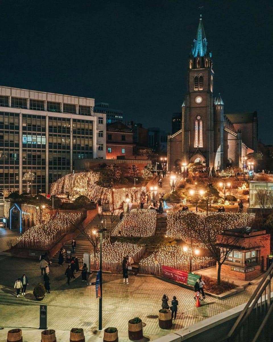 Gereja Myeongdong (instagram.com/b_taeng)