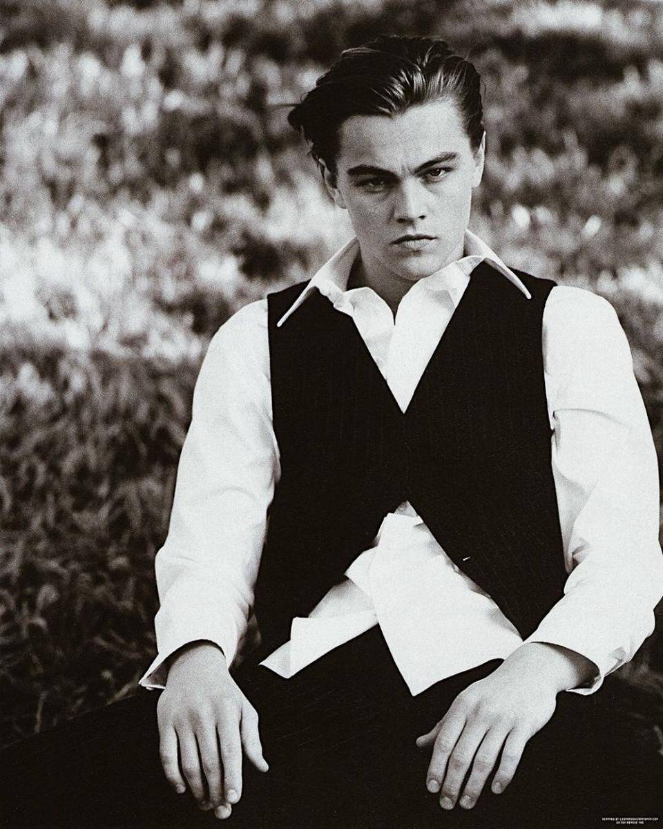 Leonardo DiCaprio (twitter.com/badpostleonardo)