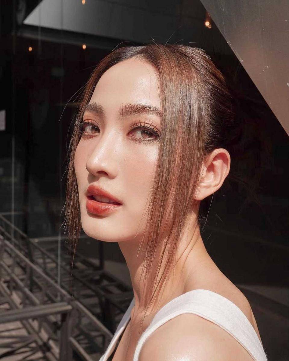 potret Taew Natapohn (instagram.com/taewaew_natapohn)