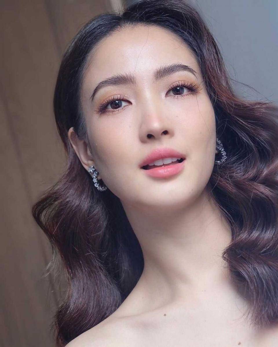 potret Taew Natapohn (instagram.com/taewaew_natapohn)