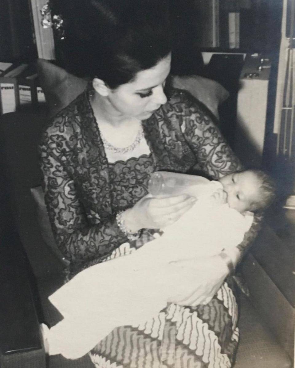 masa kecil Ira Wibowo (instagram.com/ira.wbw)