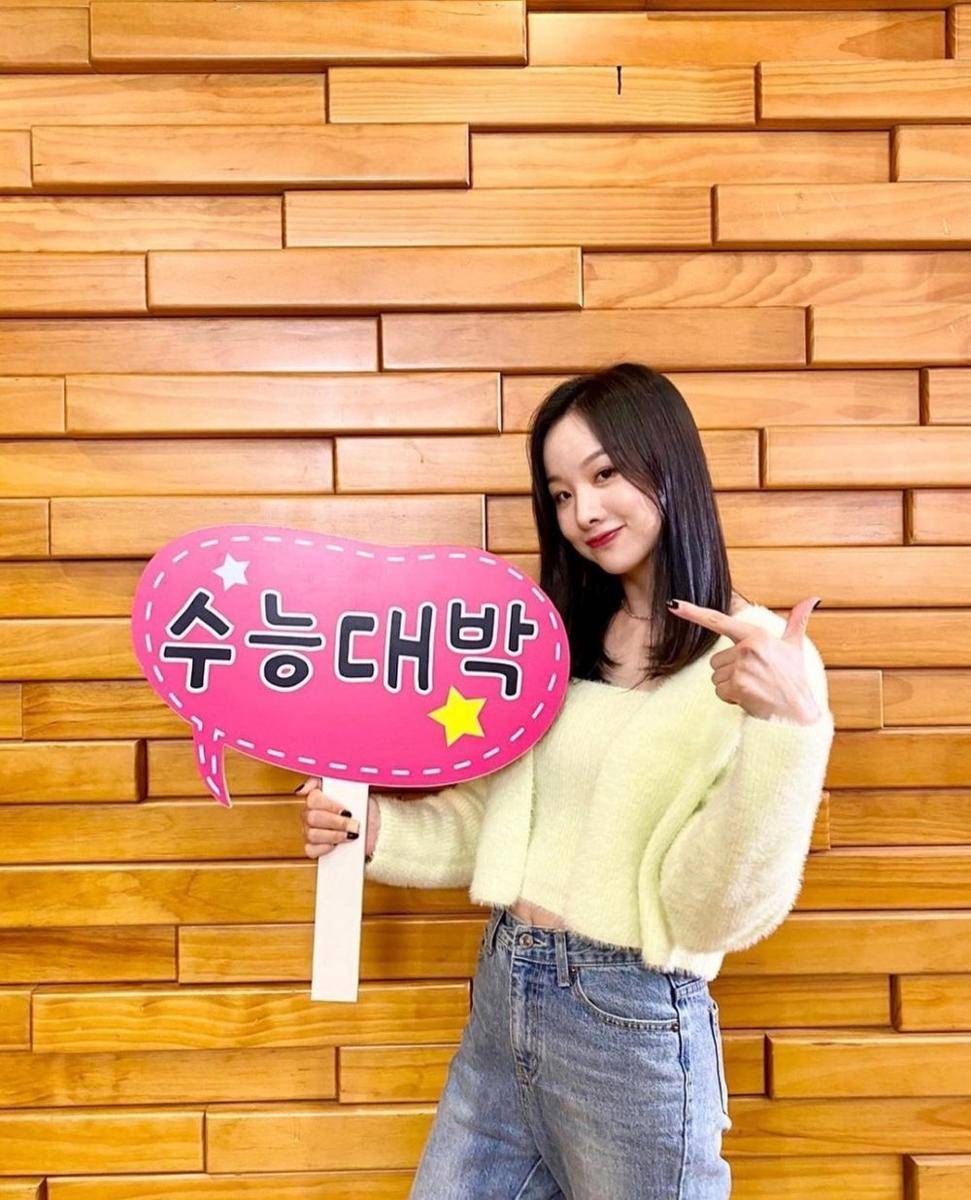 Solji eks EXID (instagram.com/soul.g_heo)