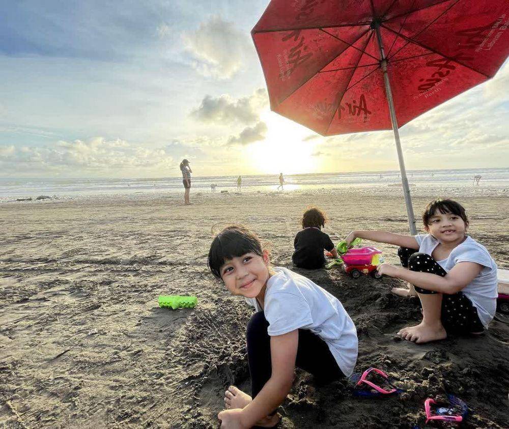 keluarga Desta (instagram.com/desta80s)