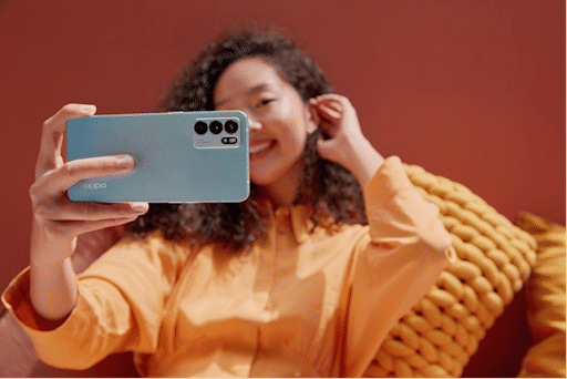 OPPO Reno6 5G (Dok. OPPO)