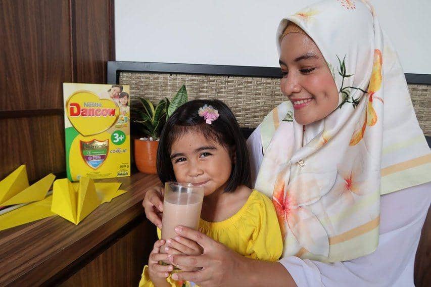 Intan Nuraini dan Saliha Zayna Azwan (instagram.com/intan_nuraini23)