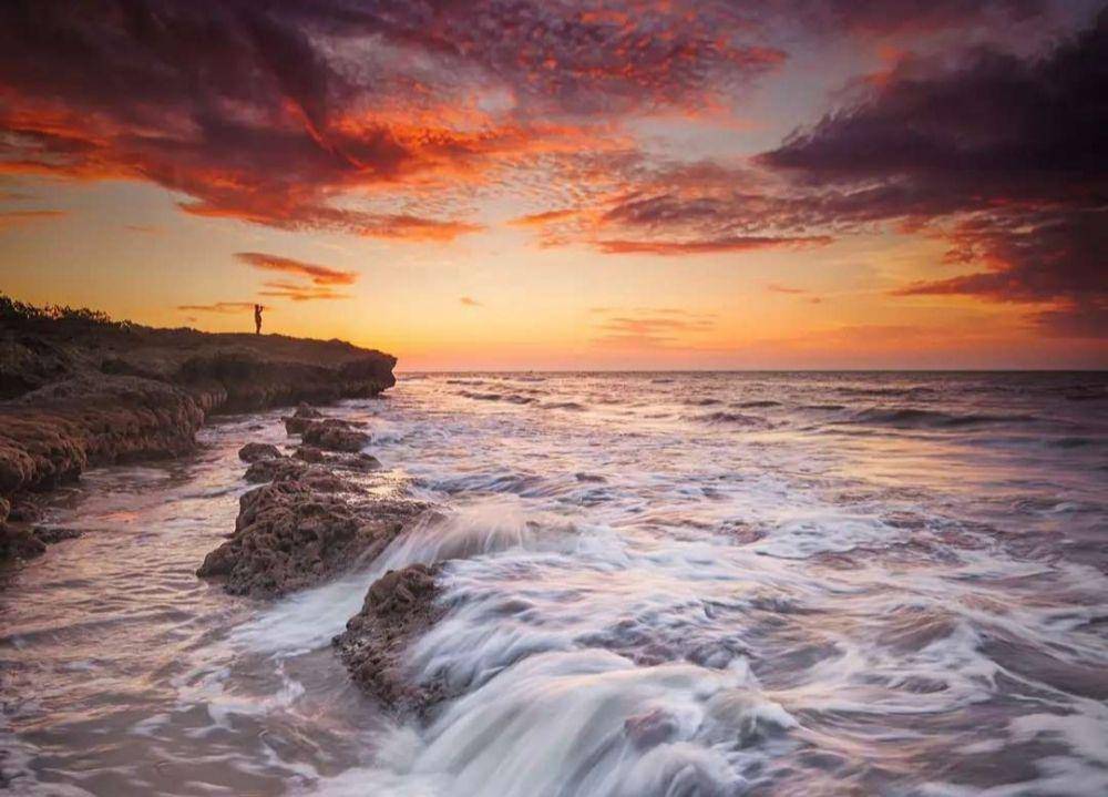 Pantai Slopeng (instagram.com/dwiyinistinov)
