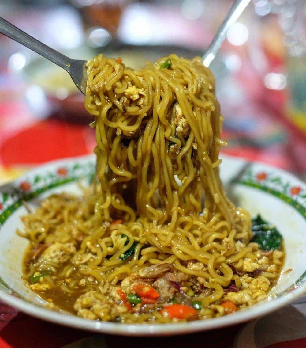 Ilustrasi indomie goreng ala warmindo (instagram.com/chef_fajri)