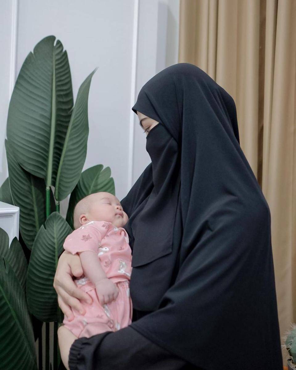 Wardah Maulina dan Zakia Xena Humaira (instagram.com/wardahmaulina_)