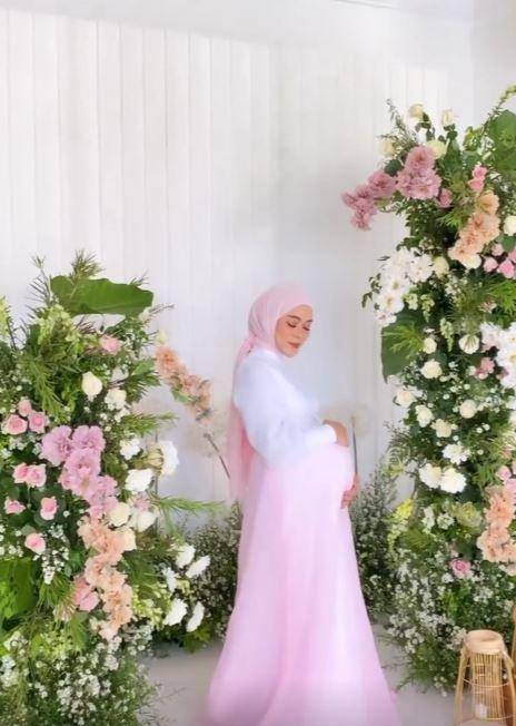 maternity Lesti Kejora (Instagram.com/kencana_mas_official)