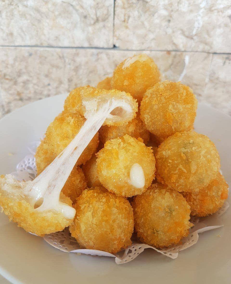Ilustrasi cilok mozzarella (instagram.com/frozefoodjogja)