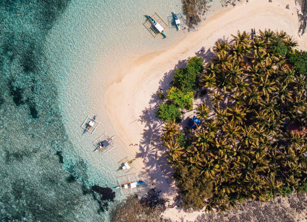 Siargao, Filipina (unsplash.com/Alejandro Luengo)